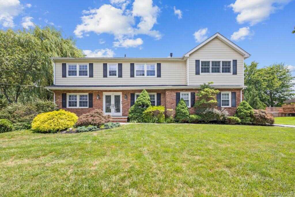 16 Yale Drive, New City, NY 10956