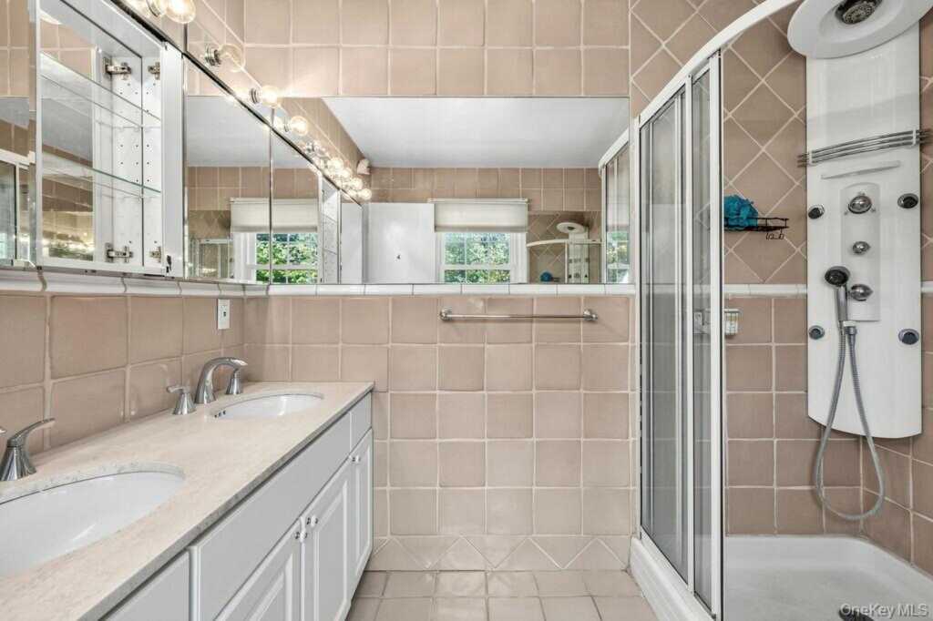 16 Yale Drive, New City, NY 10956 - Photo 18 of 40