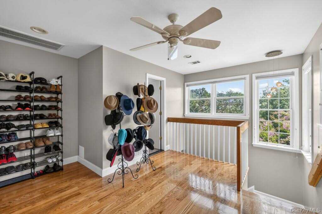 16 Yale Drive, New City, NY 10956 - Photo 28 of 40