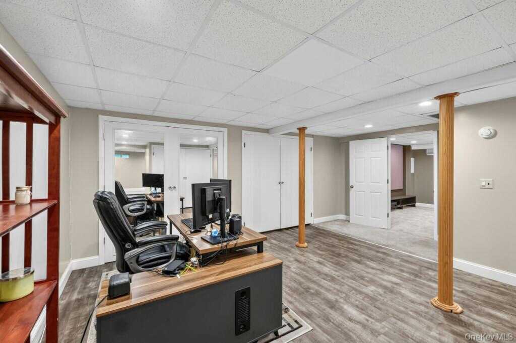 16 Yale Drive, New City, NY 10956 - Photo 31 of 40