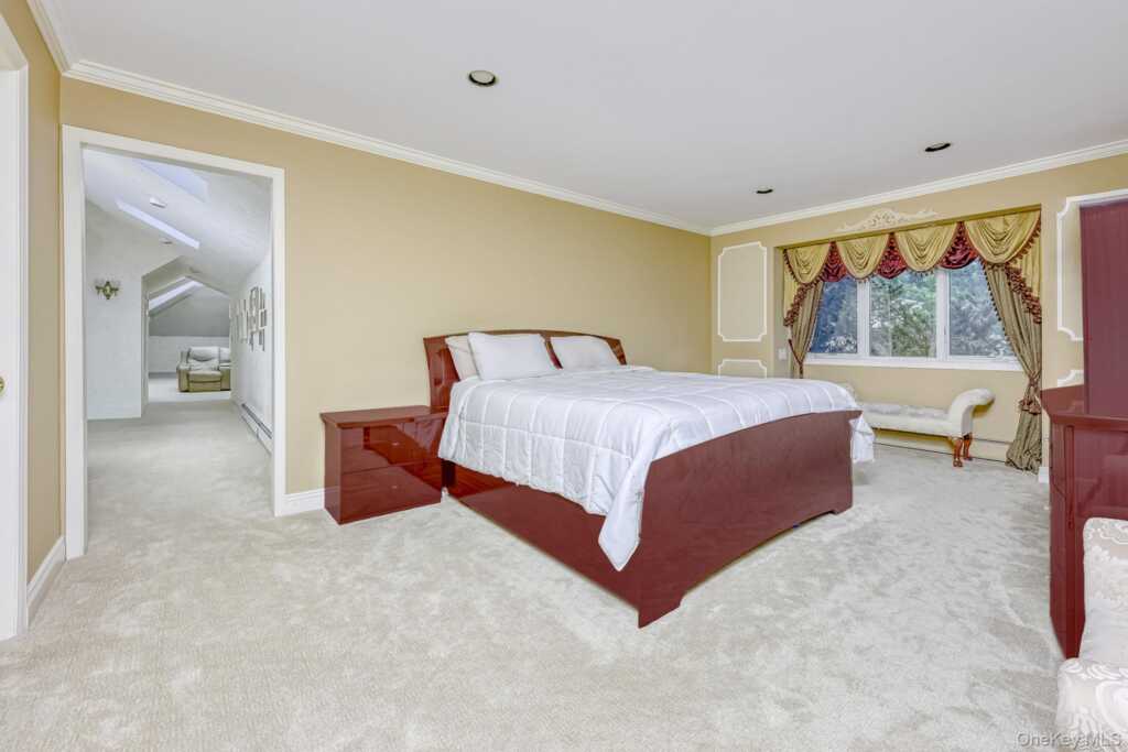 17 Snowdrop Drive, New City, NY 10956 - Photo 16 of 35