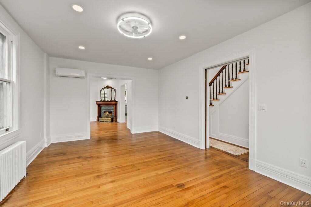 7 Clinton Place, Suffern, NY 10901 - Photo 12 of 48