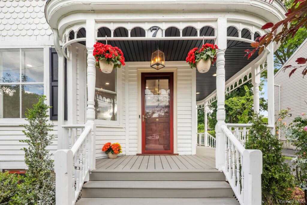 7 Clinton Place, Suffern, NY 10901 - Photo 2 of 48