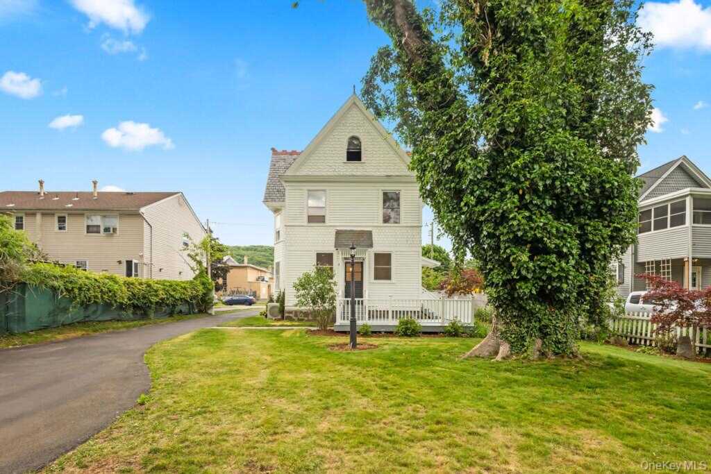 7 Clinton Place, Suffern, NY 10901 - Photo 41 of 48