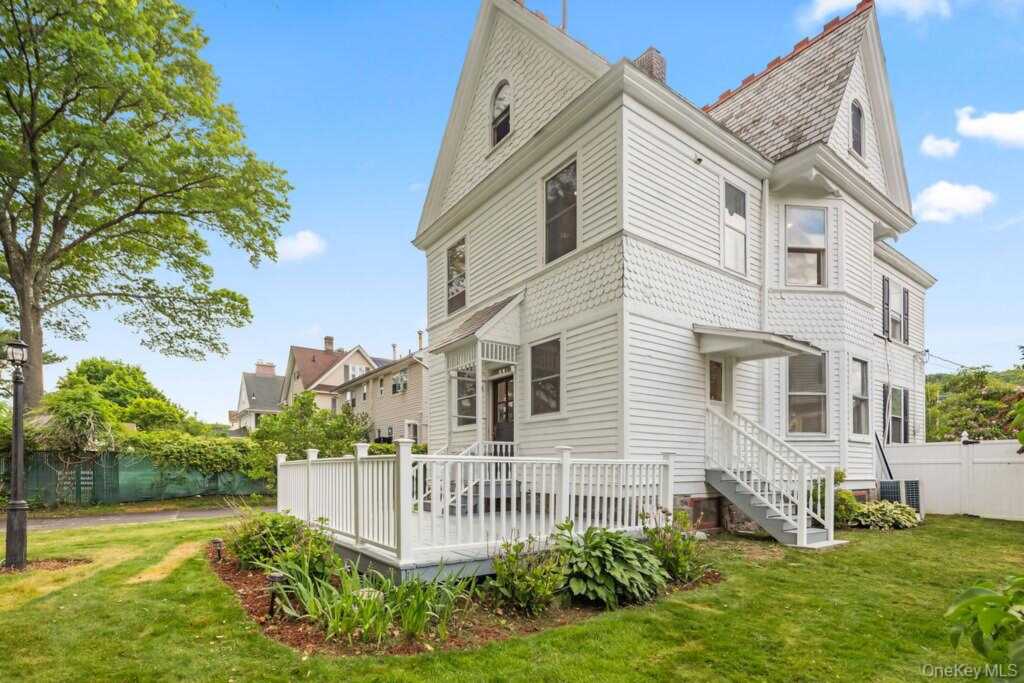 7 Clinton Place, Suffern, NY 10901 - Photo 42 of 48