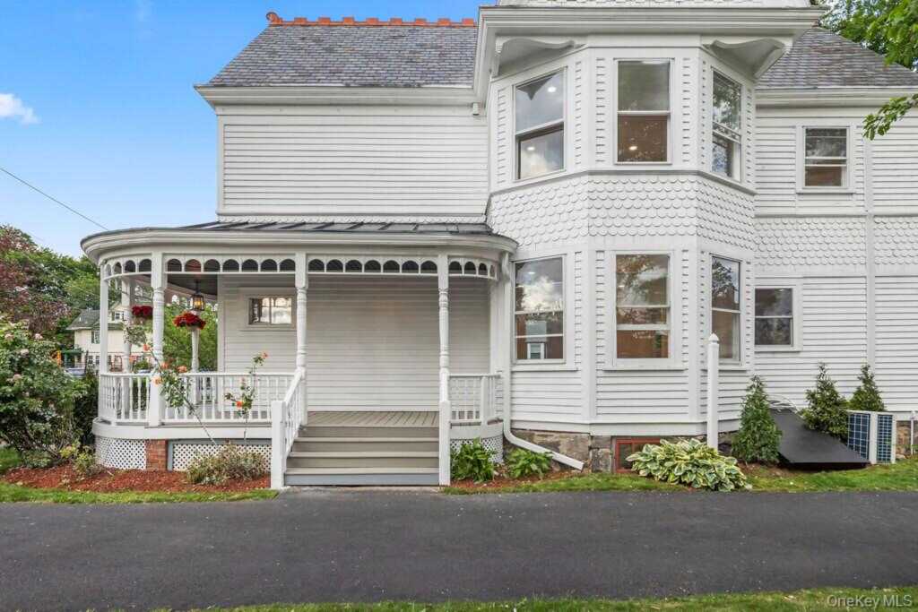 7 Clinton Place, Suffern, NY 10901 - Photo 44 of 48