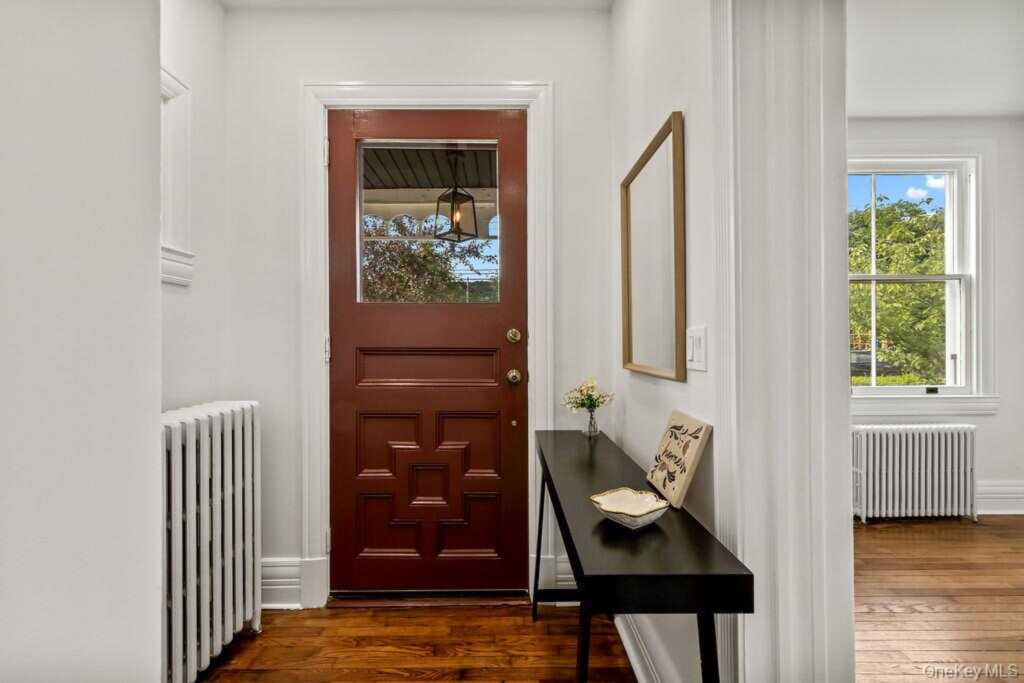 7 Clinton Place, Suffern, NY 10901 - Photo 6 of 48