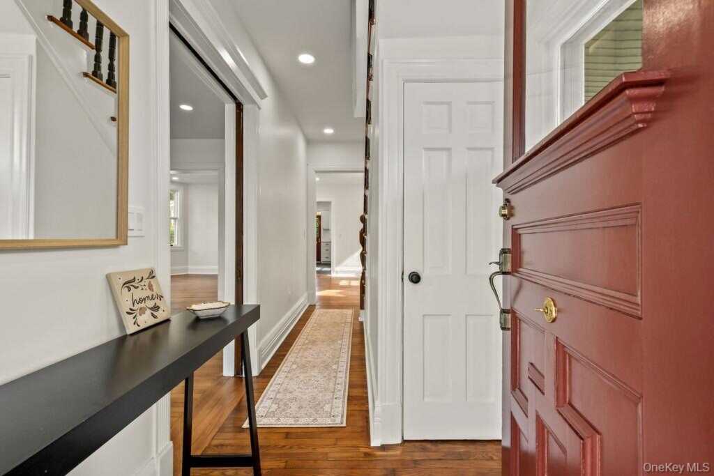 7 Clinton Place, Suffern, NY 10901 - Photo 9 of 48