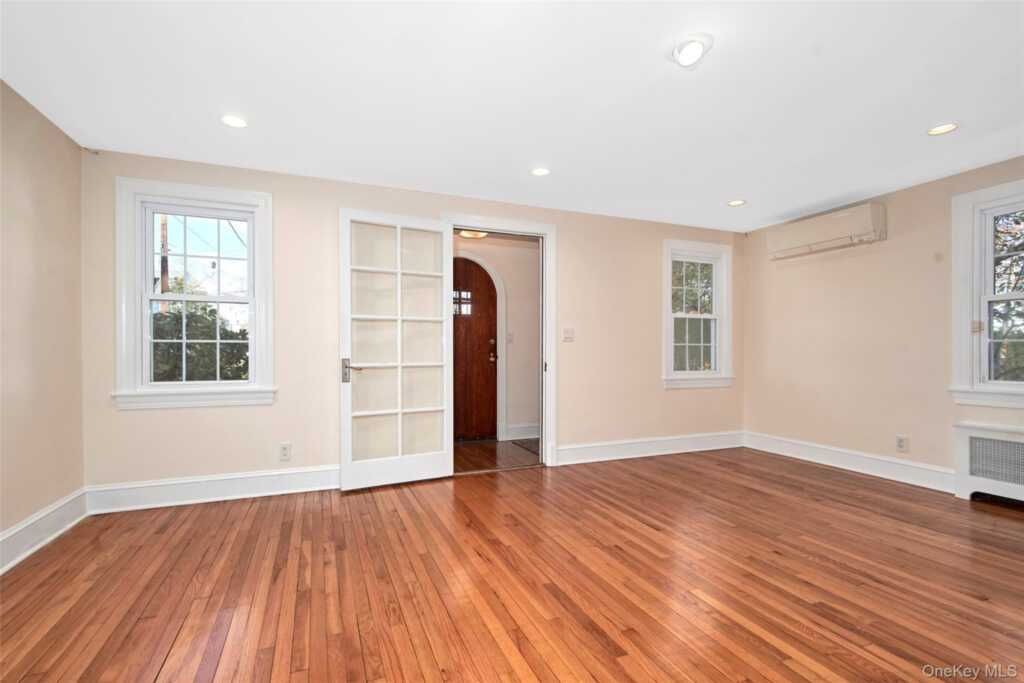 17 Haven Avenue, Rye, NY 10580 - Photo 7 of 34
