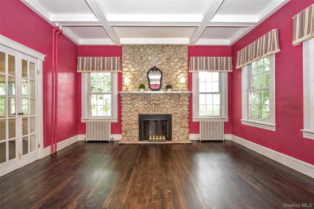 127 Hunt Avenue, Pearl River, NY 10965 - Photo 10 of 36
