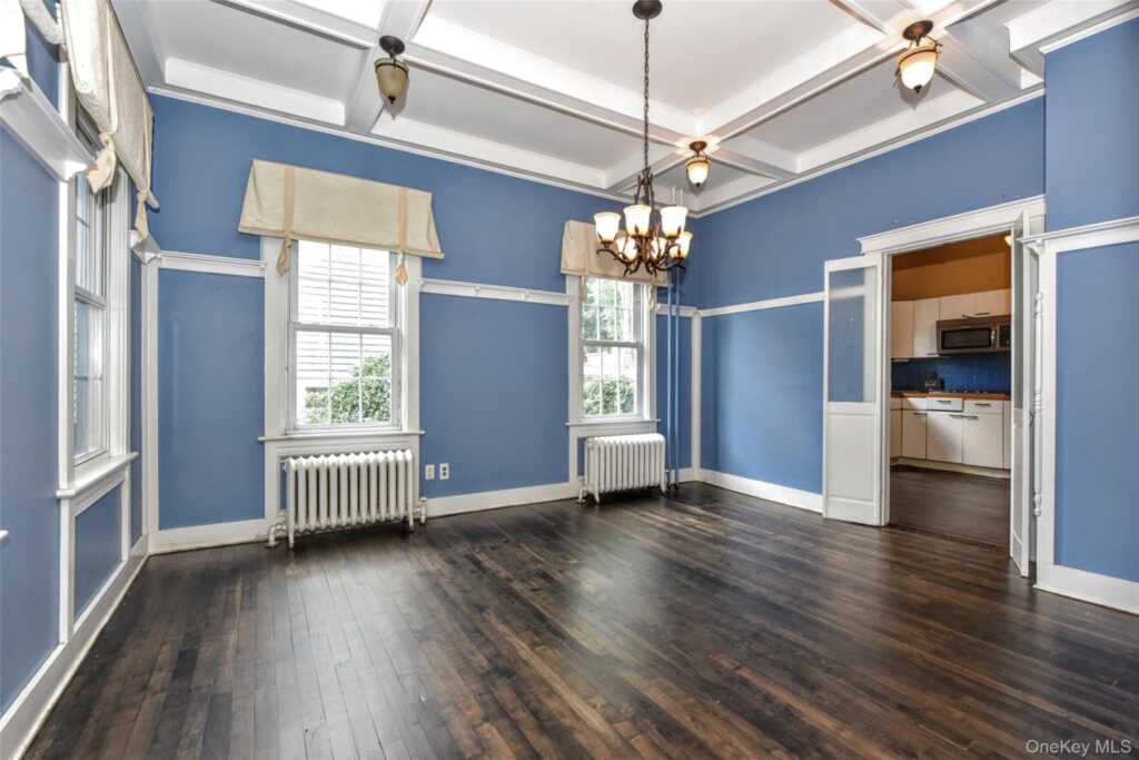 127 Hunt Avenue, Pearl River, NY 10965 - Photo 14 of 36