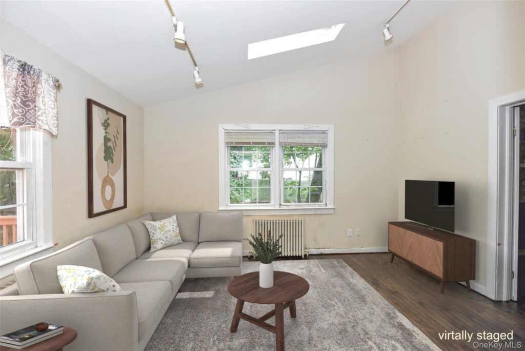 127 Hunt Avenue, Pearl River, NY 10965 - Photo 19 of 36