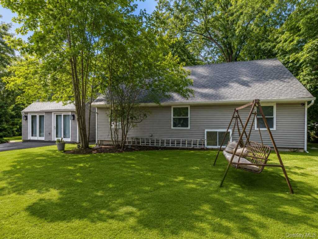 713 Westchester Avenue, Rye, NY 10573 - Photo 2 of 25