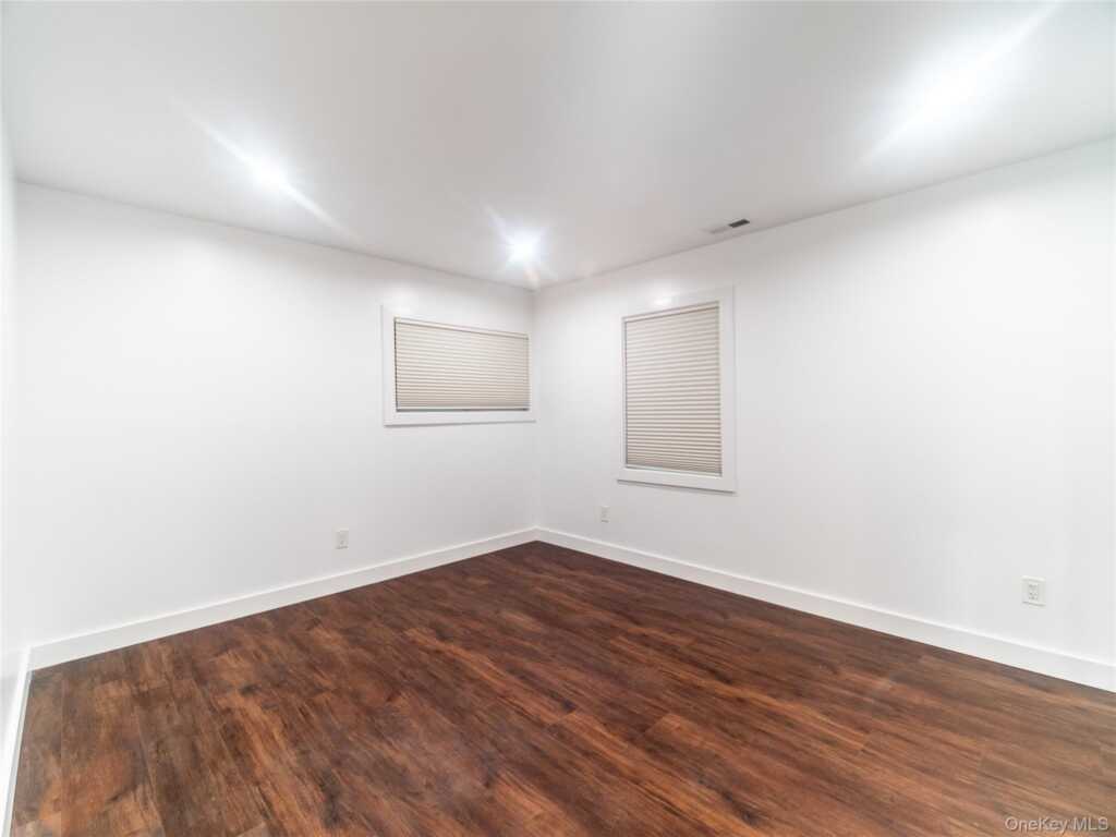 713 Westchester Avenue, Rye, NY 10573 - Photo 6 of 25