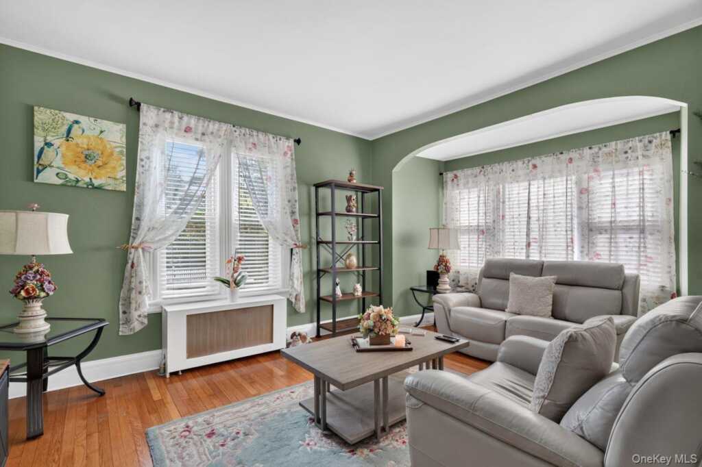 384 Irving Avenue, Rye, NY 10573 - Photo 2 of 30