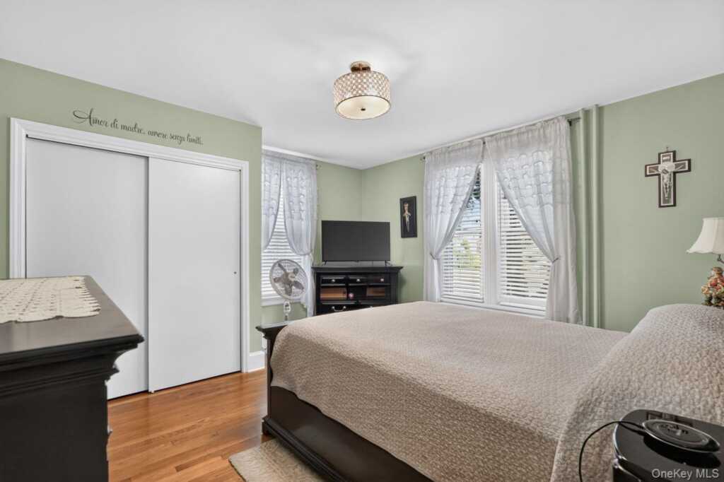384 Irving Avenue, Rye, NY 10573 - Photo 9 of 30