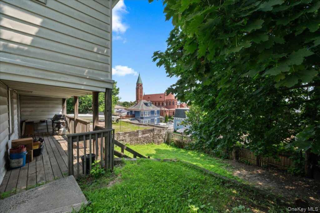 33 Soundview Street, Rye, NY 10573 - Photo 3 of 20