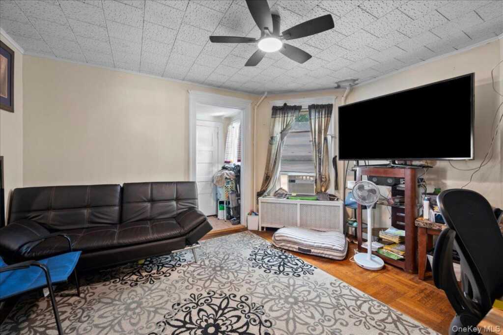 33 Soundview Street, Rye, NY 10573 - Photo 9 of 20