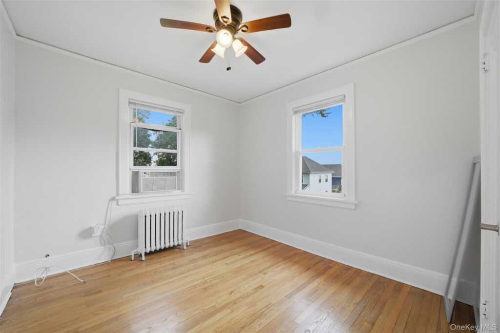49 Sylvan Place, New Rochelle, NY 10801 - Photo 11 of 23