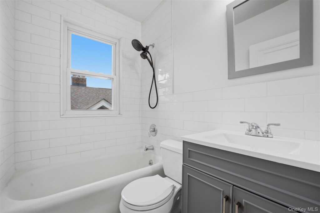 49 Sylvan Place, New Rochelle, NY 10801 - Photo 13 of 23
