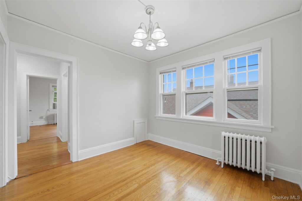 49 Sylvan Place, New Rochelle, NY 10801 - Photo 14 of 23