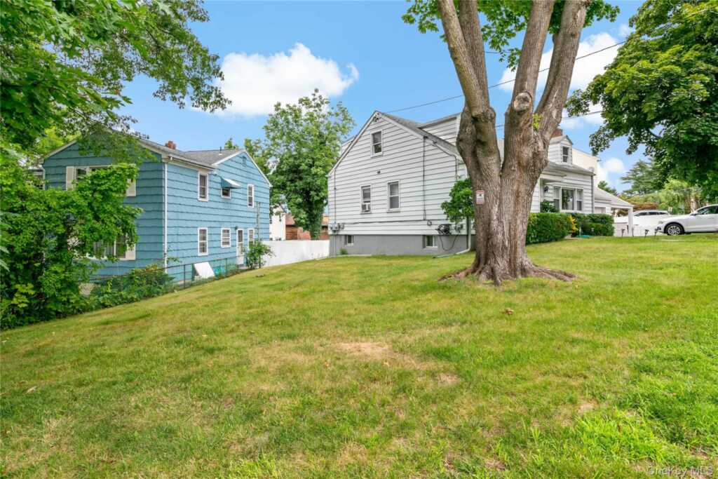 12 Westview Avenue, Rye, NY 10573 - Photo 2 of 31