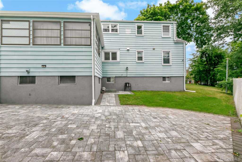 12 Westview Avenue, Rye, NY 10573 - Photo 4 of 31