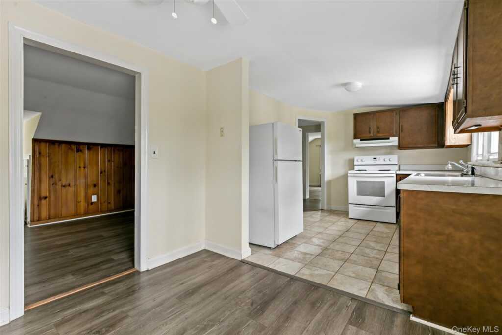 12 Westview Avenue, Rye, NY 10573 - Photo 9 of 31
