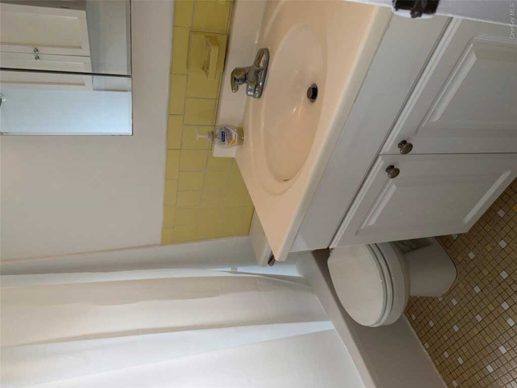 27 Bon Aire Circle, Unit #8301, Suffern, NY 10901 - Photo 10 of 19