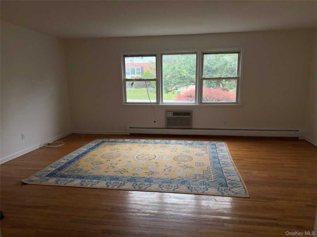 27 Bon Aire Circle, Unit #8301, Suffern, NY 10901 - Photo 3 of 19