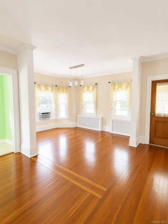 29 The Boulevard, New Rochelle, NY 10801 - Photo 6 of 24