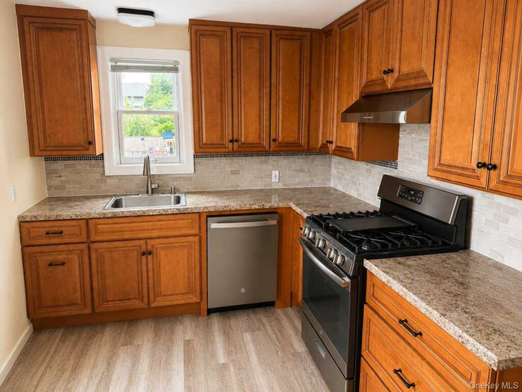 16 Lafayette Street, Unit #2, New Rochelle, NY 10805 - Photo 14 of 15
