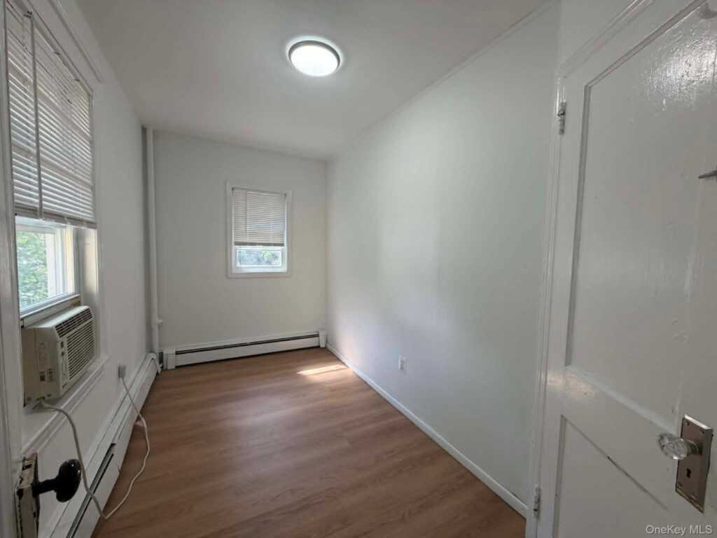 37 Riverside Drive, Unit #B, Suffern, NY 10901 - Photo 13 of 18