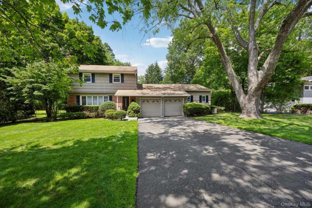 4 Holly Lane, Rye, NY 10573