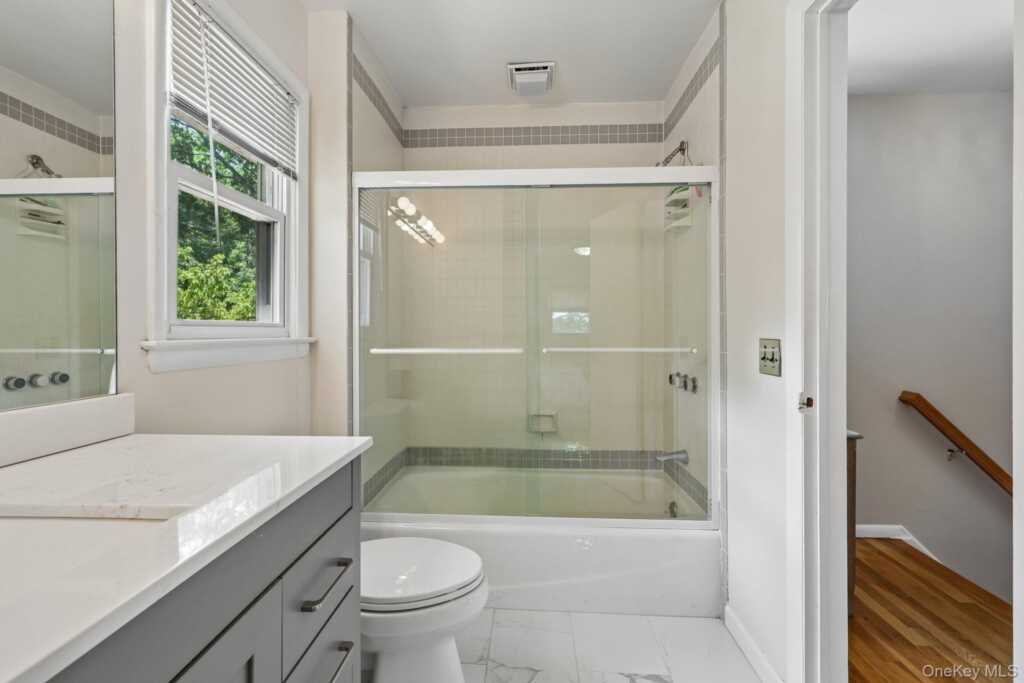 4 Holly Lane, Rye, NY 10573 - Photo 24 of 34