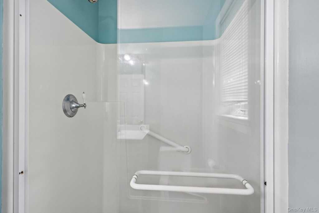 4 Holly Lane, Rye, NY 10573 - Photo 26 of 34
