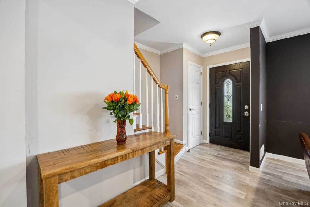 4 Holly Lane, Rye, NY 10573 - Photo 28 of 34