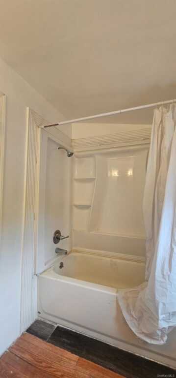 70 Washington Avenue, Unit #3rd Floor Apt, Suffern, NY 10901 - Photo 5 of 9