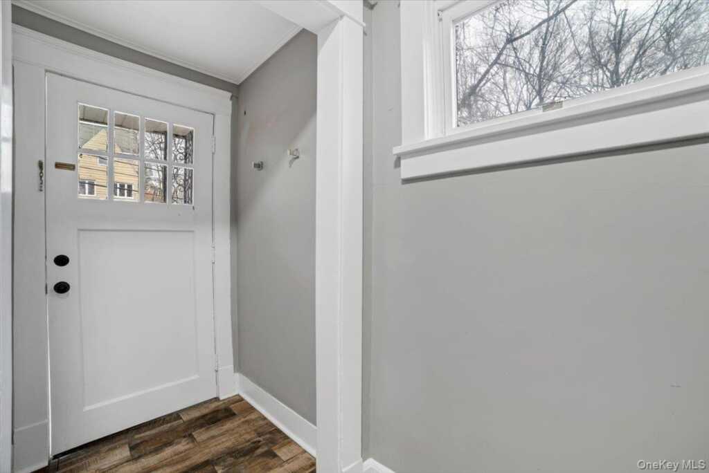 143 Chatterton Parkway, Unit #2nd floor, White Plains, NY 10606 - Photo 12 of 16