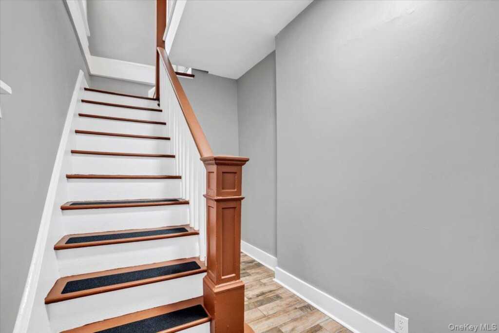 143 Chatterton Parkway, Unit #2nd floor, White Plains, NY 10606 - Photo 13 of 16