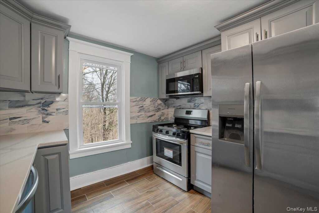 143 Chatterton Parkway, Unit #2nd floor, White Plains, NY 10606 - Photo 7 of 16