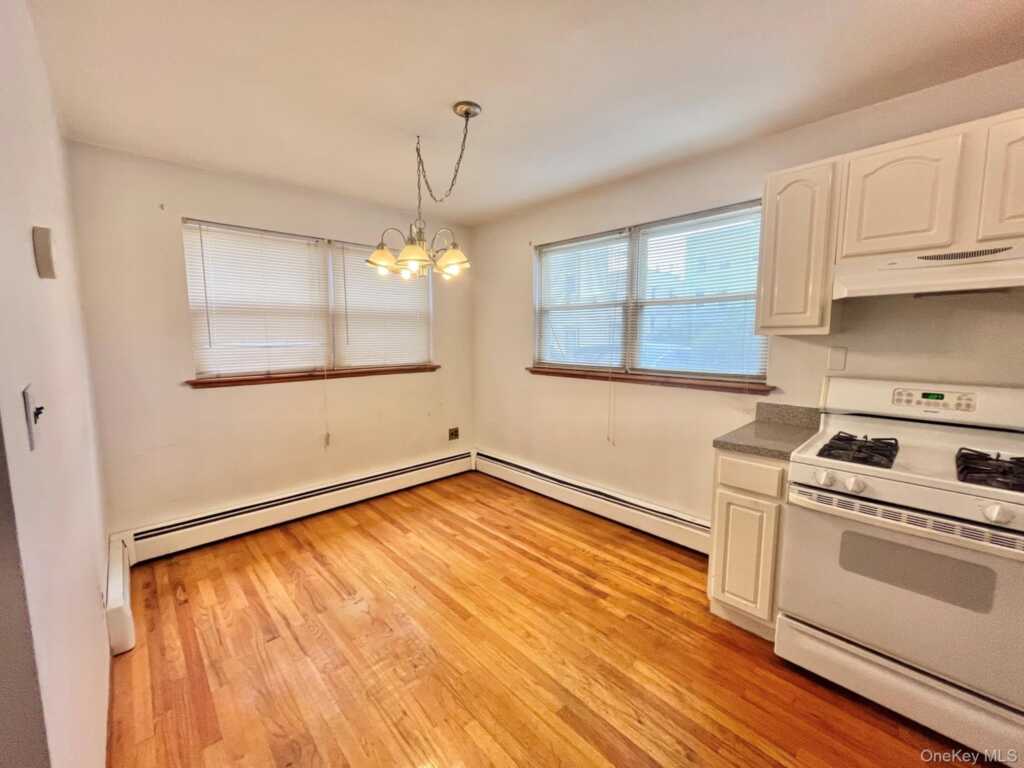 66 Oak Street, Unit #1F, Rye, NY 10573