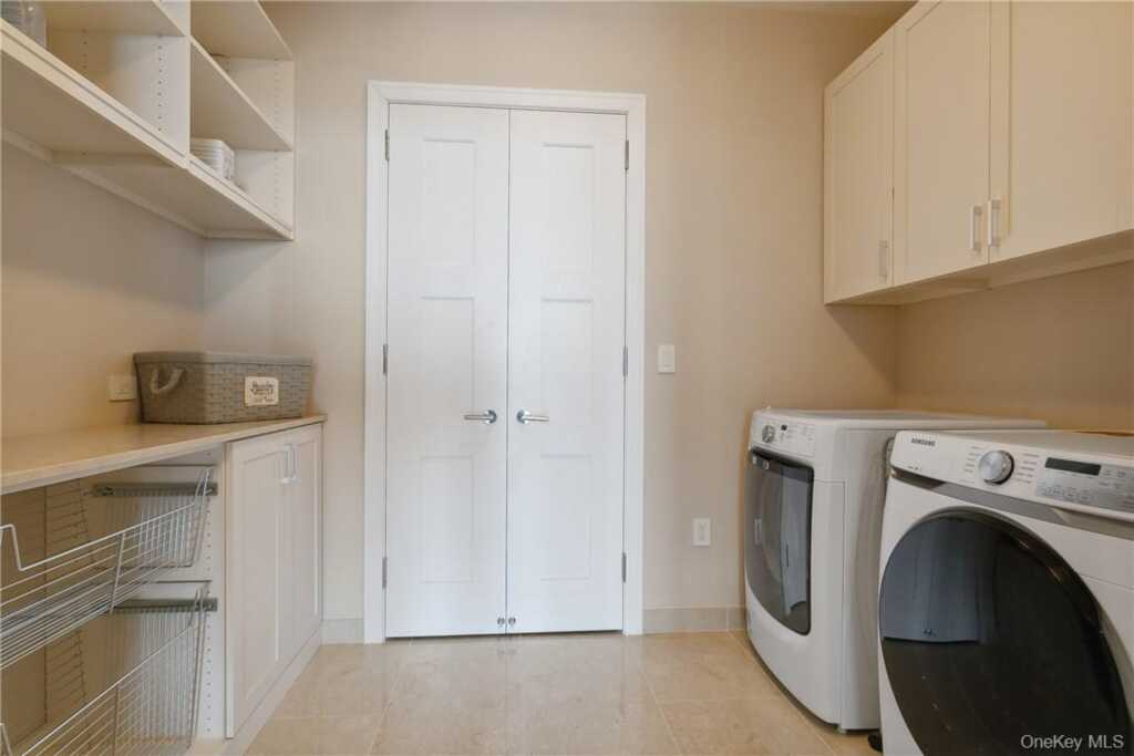 5 Renaissance Square, Unit #PH40C, White Plains, NY 10601 - Photo 9 of 30