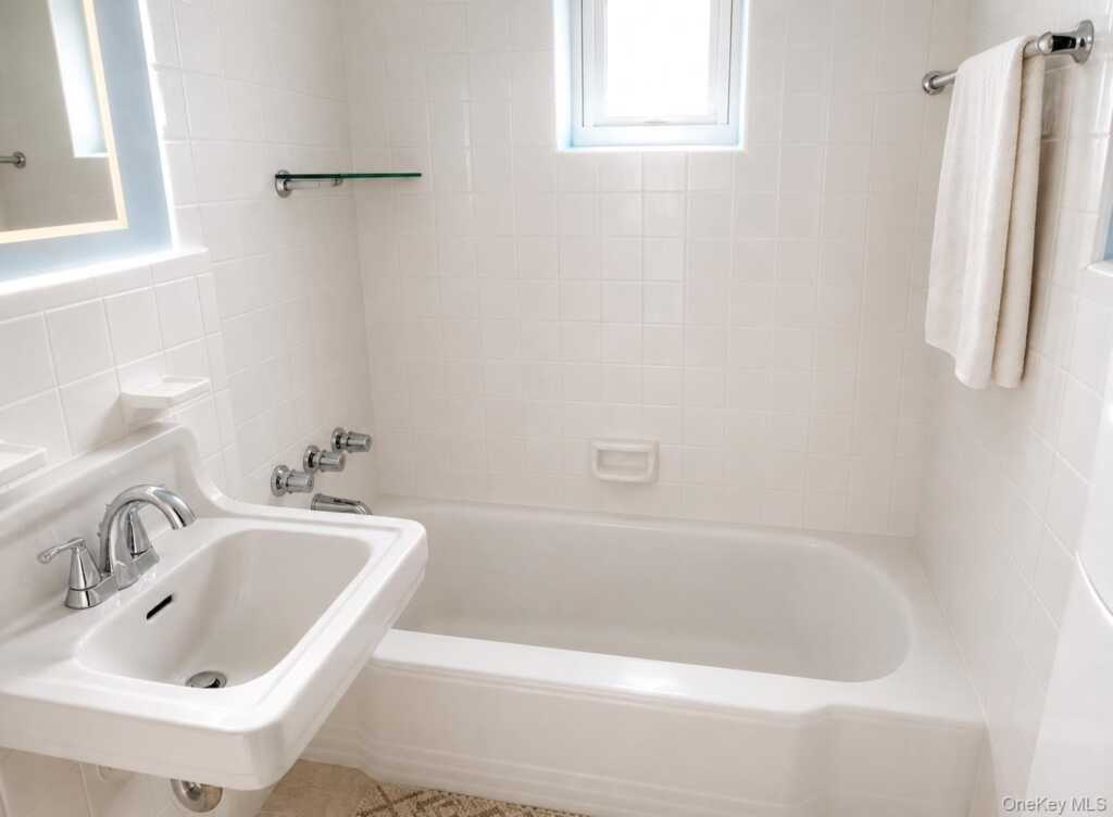 220 Pelham Road, Unit #2H, New Rochelle, NY 10805 - Photo 7 of 10