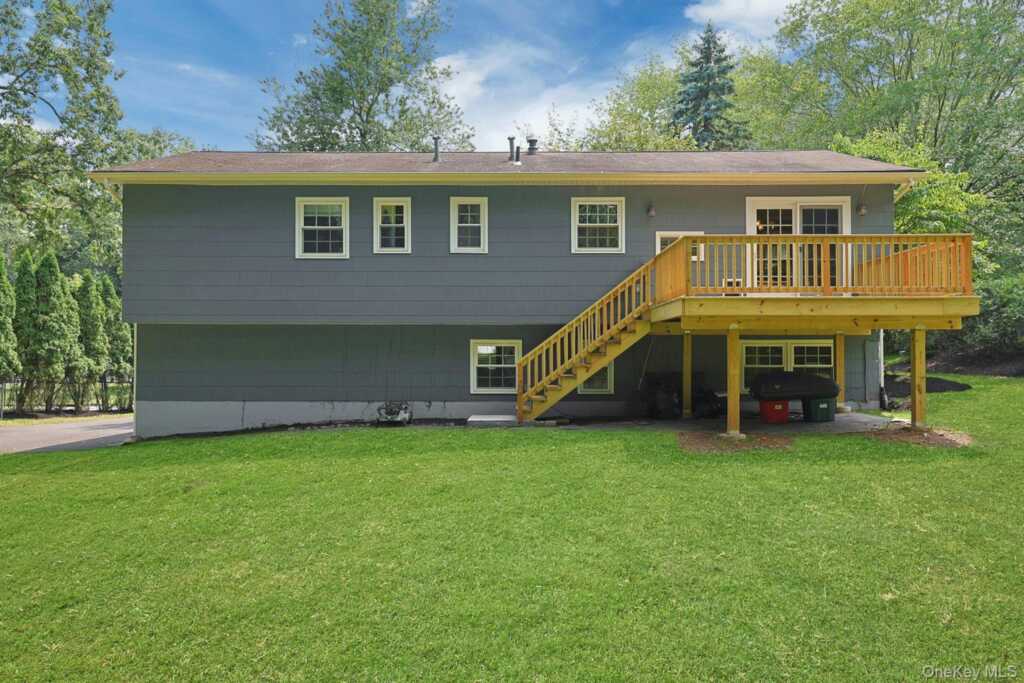 4 Flower Lane, Valley Cottage, NY 10989 - Photo 42 of 43
