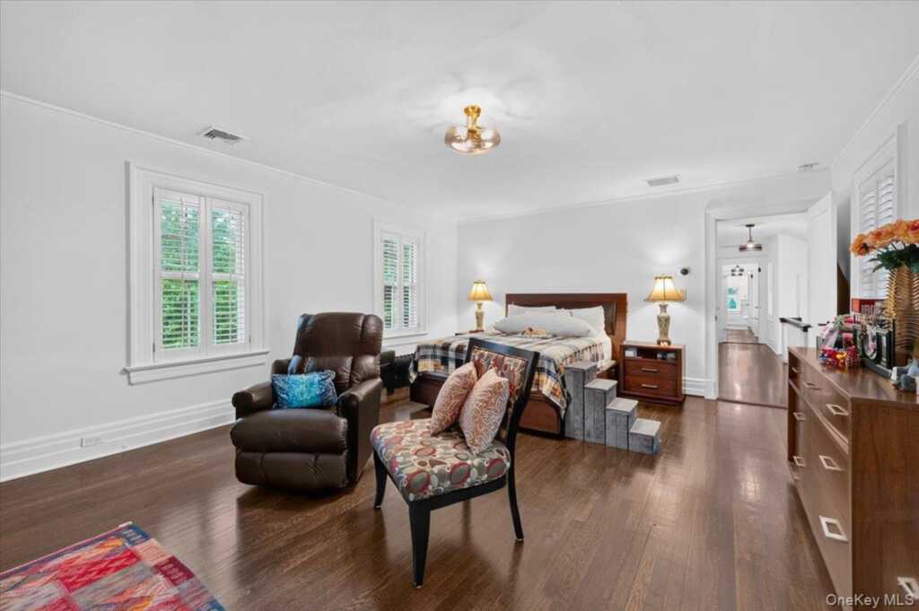 1 Wellington Avenue, New Rochelle, NY 10804 - Photo 18 of 49