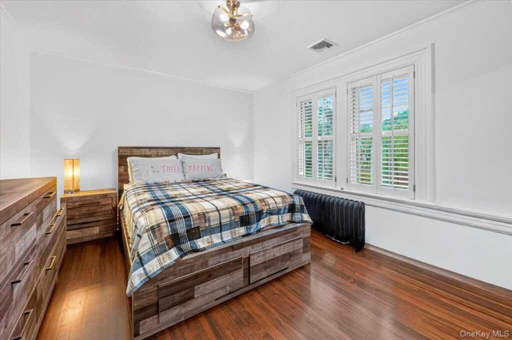 1 Wellington Avenue, New Rochelle, NY 10804 - Photo 25 of 49