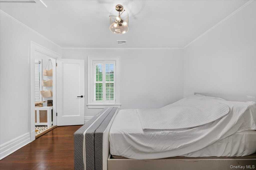 1 Wellington Avenue, New Rochelle, NY 10804 - Photo 27 of 49