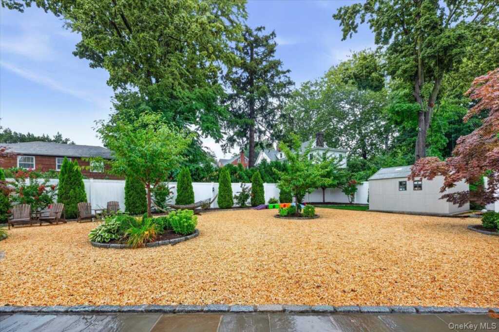 1 Wellington Avenue, New Rochelle, NY 10804 - Photo 33 of 49