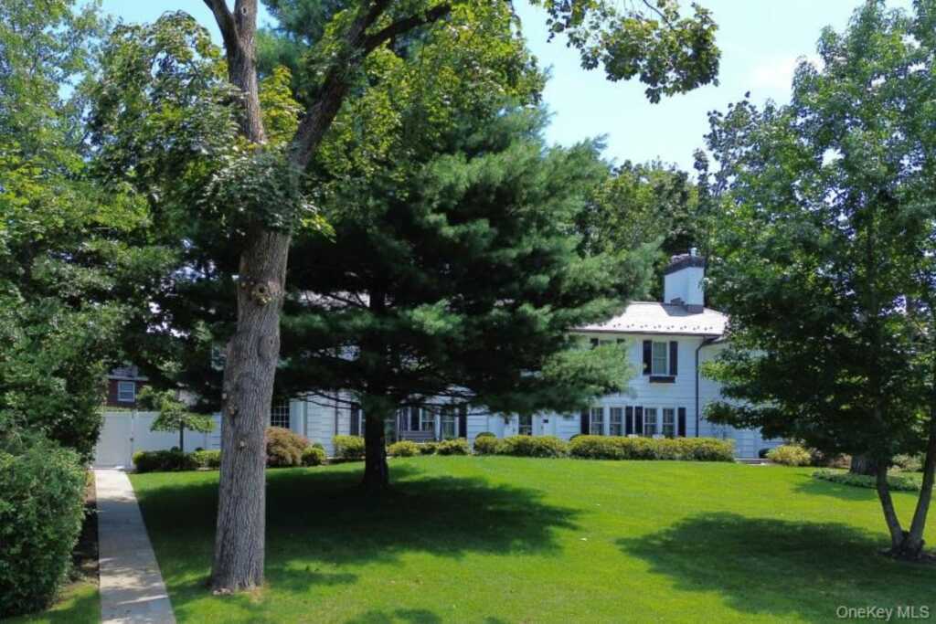 1 Wellington Avenue, New Rochelle, NY 10804 - Photo 36 of 49